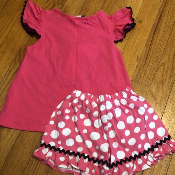Minnie Mouse Short Set - Picture 2 of 2